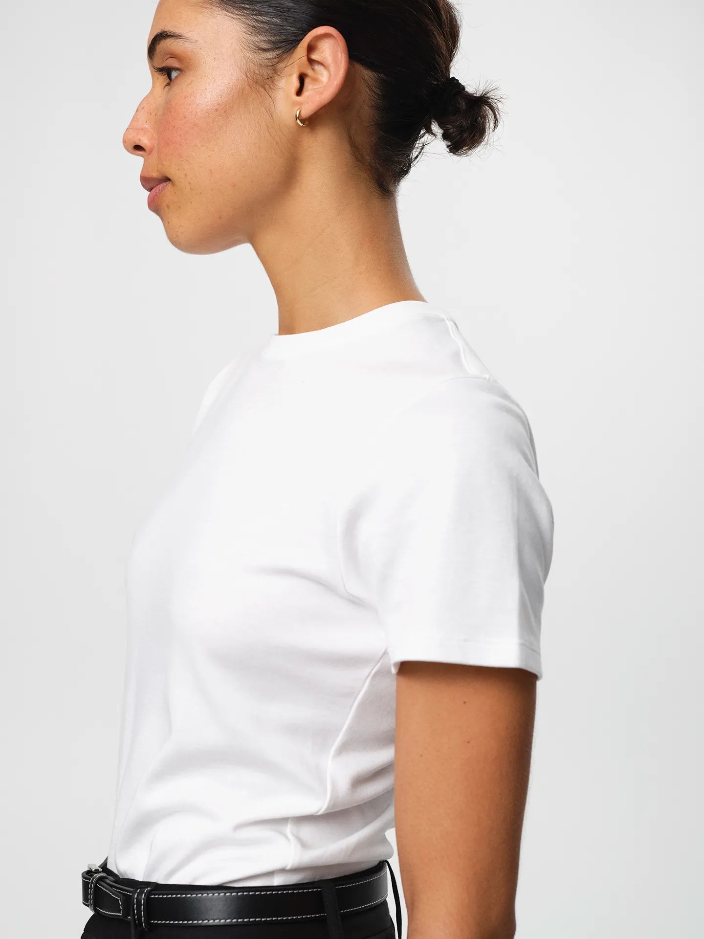 Agnes T-shirt in white, a soft organic cotton jersey tee with a classic crew neckline and relaxed fit.