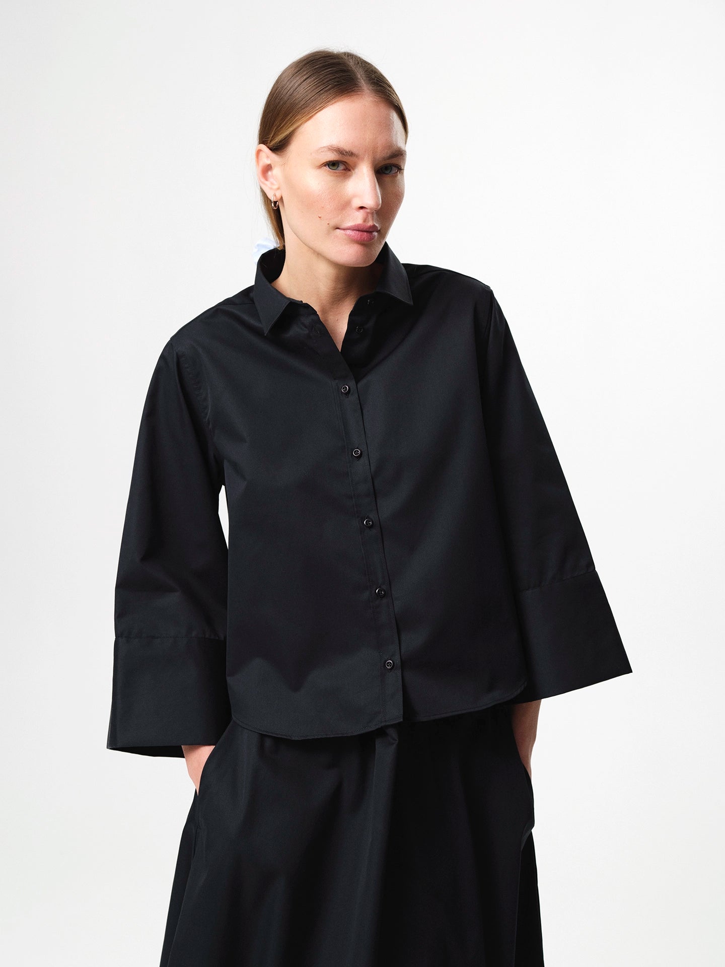 Anja Shirt Black