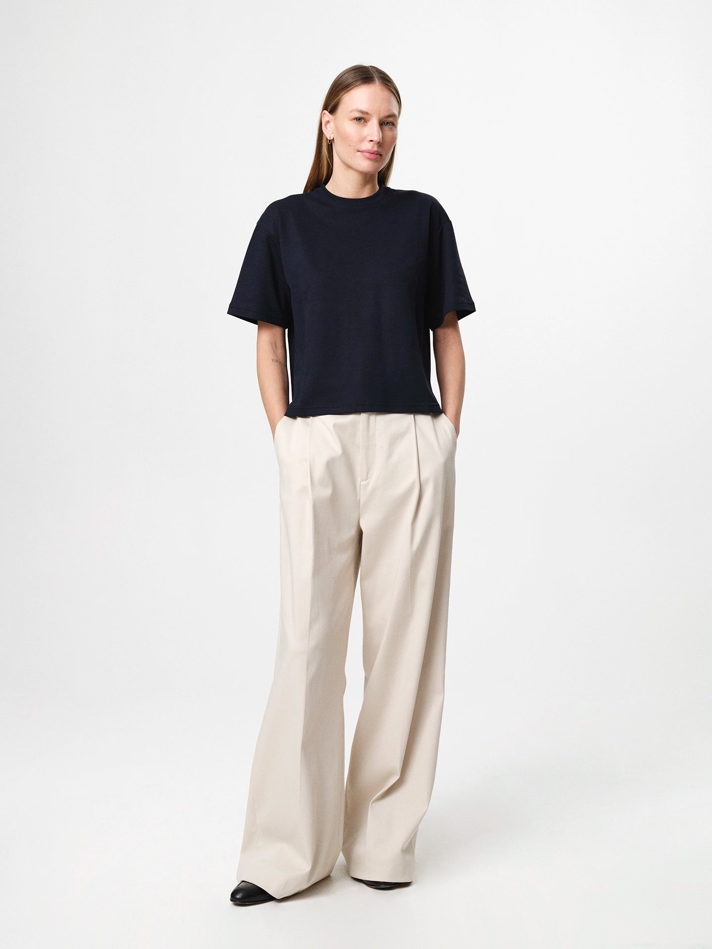 Stella Tee