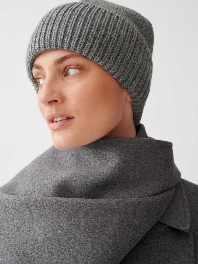 Leonora Beanie