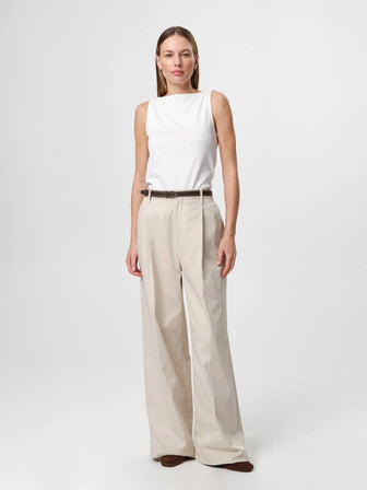 Beatris Top White - Boatneck Tank in Cotton Jersey