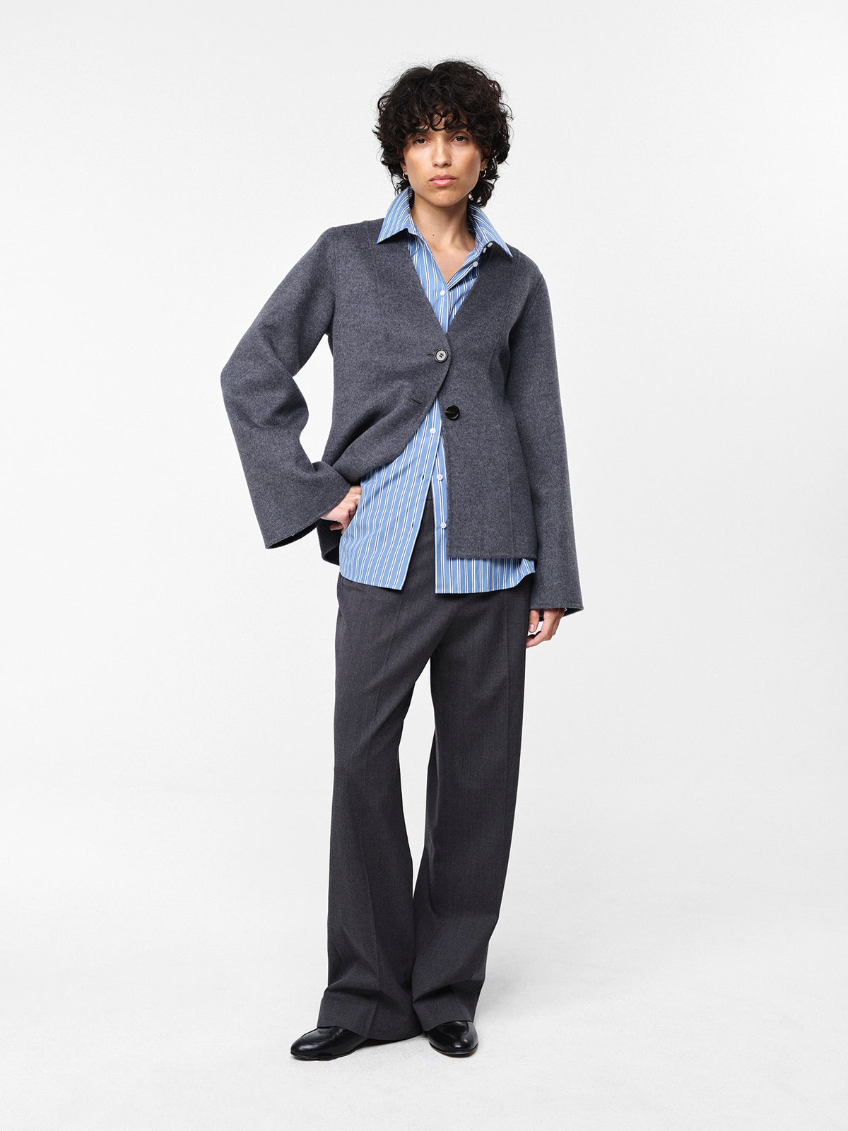 Maria Wool Blazer in Grey, wool, full body