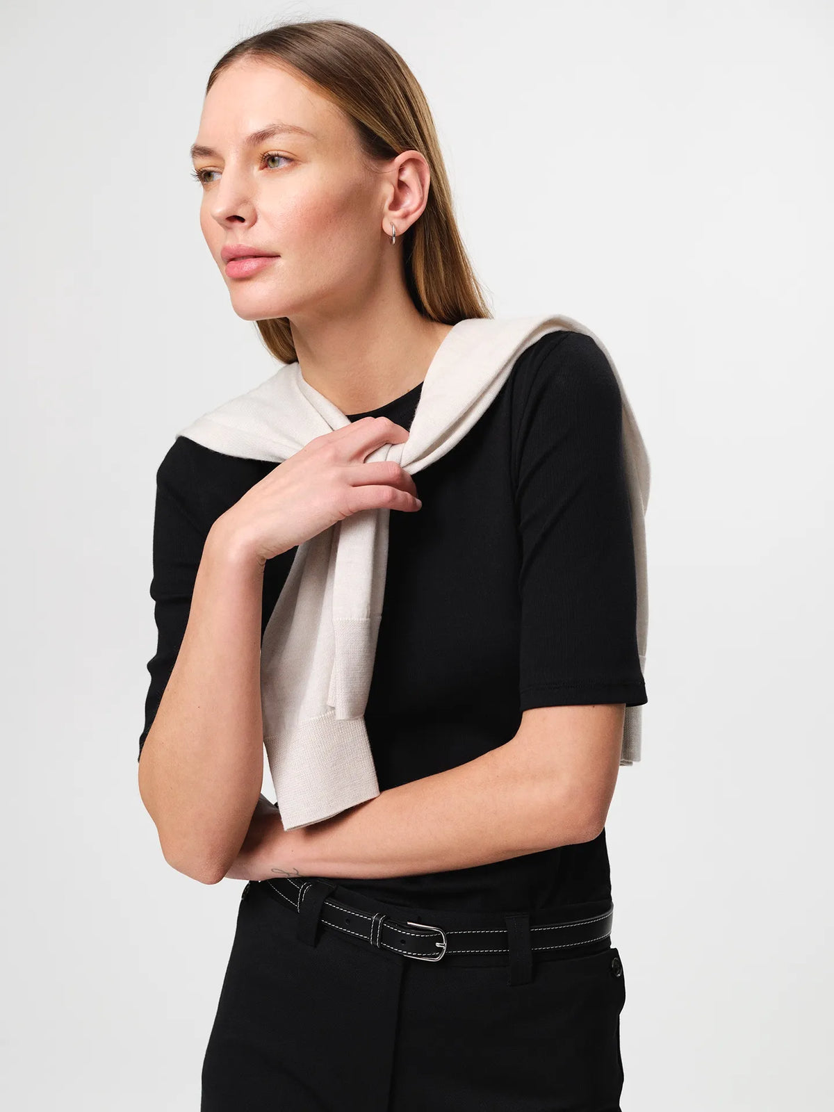 Marianne Rib Tee in black, crafted from Italian Pima cotton-blend rib jersey with stretch, a classic round neckline and elbow-length sleeves in a slim fit.