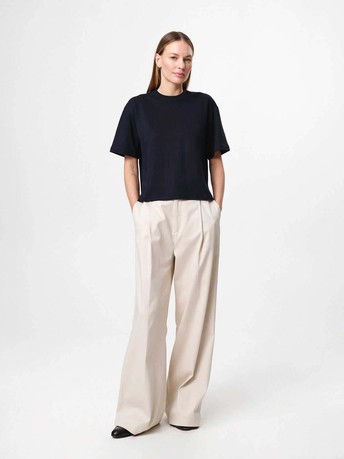 Stella Tee